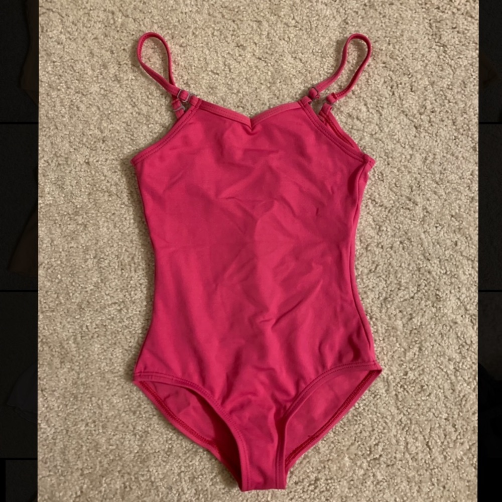 Girl’s Size M Capezio Hot Pink Dance Leotard